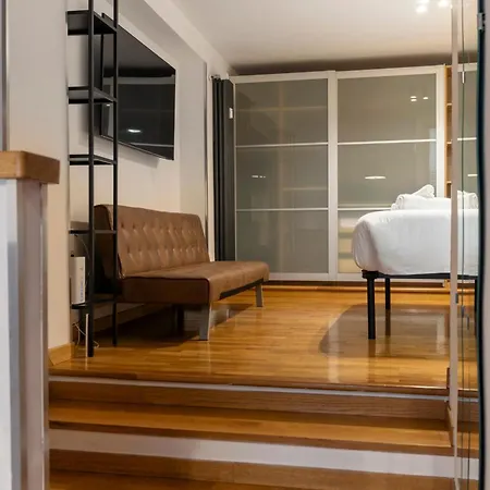 Lägenhet Colli Albani Metro Loft, Comfy & Well Connected *